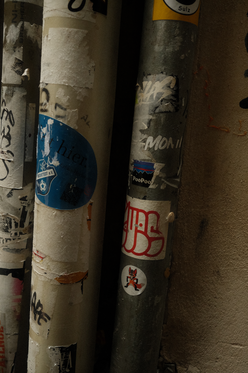 Stickers in a tucked away offshoot from a Venecian street