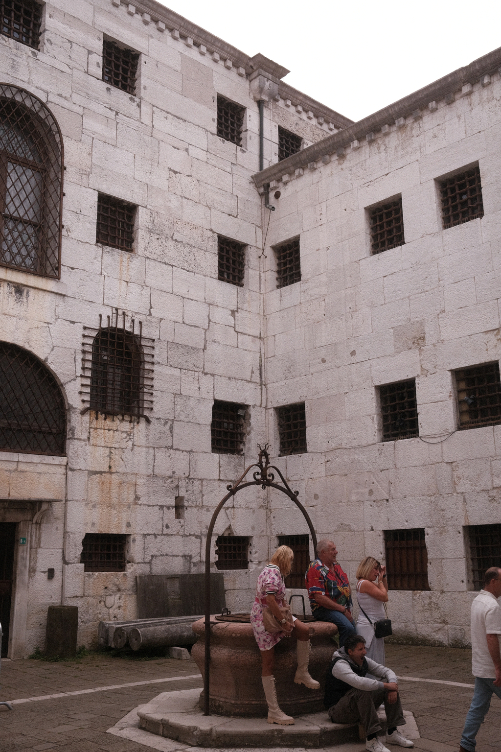 The courtyard of the prison of Venice