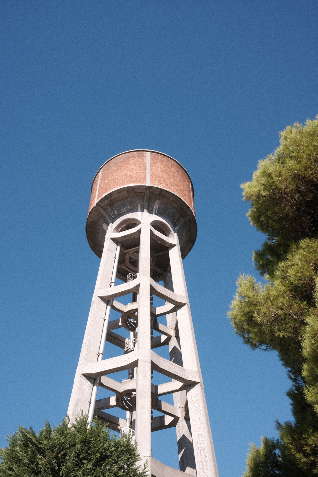 The water tower used on Isola delle Rose