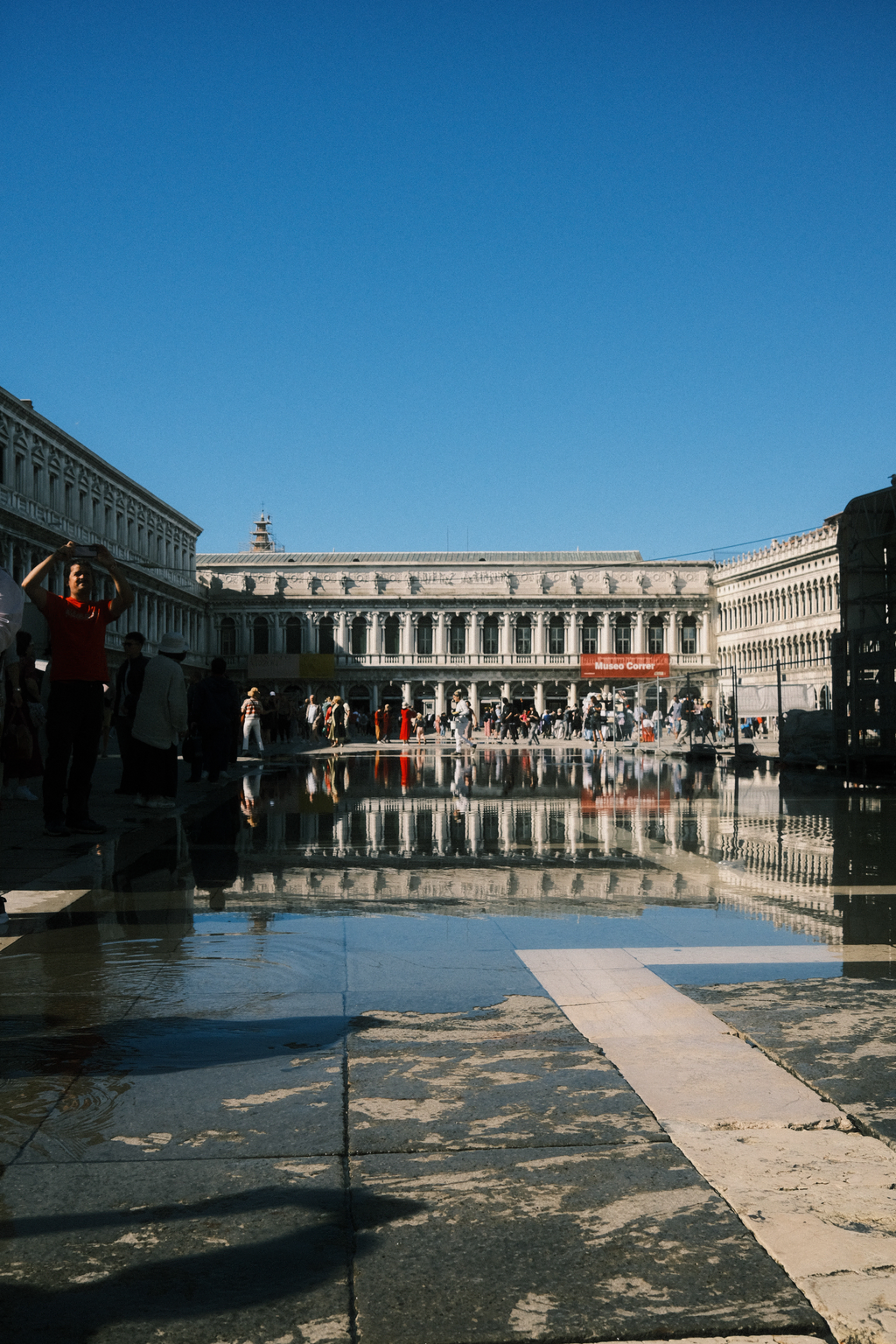 The Acqua Alta beginning in San Marco's Square