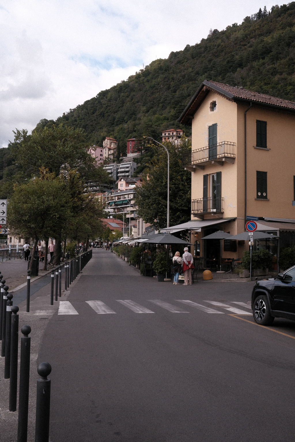 A street along the shore of Lake Como