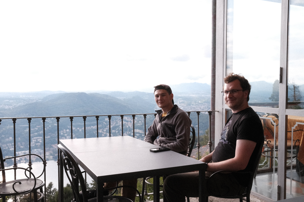 Nick & Tim sitting at the Bellavista bar, overlooking Lake Como