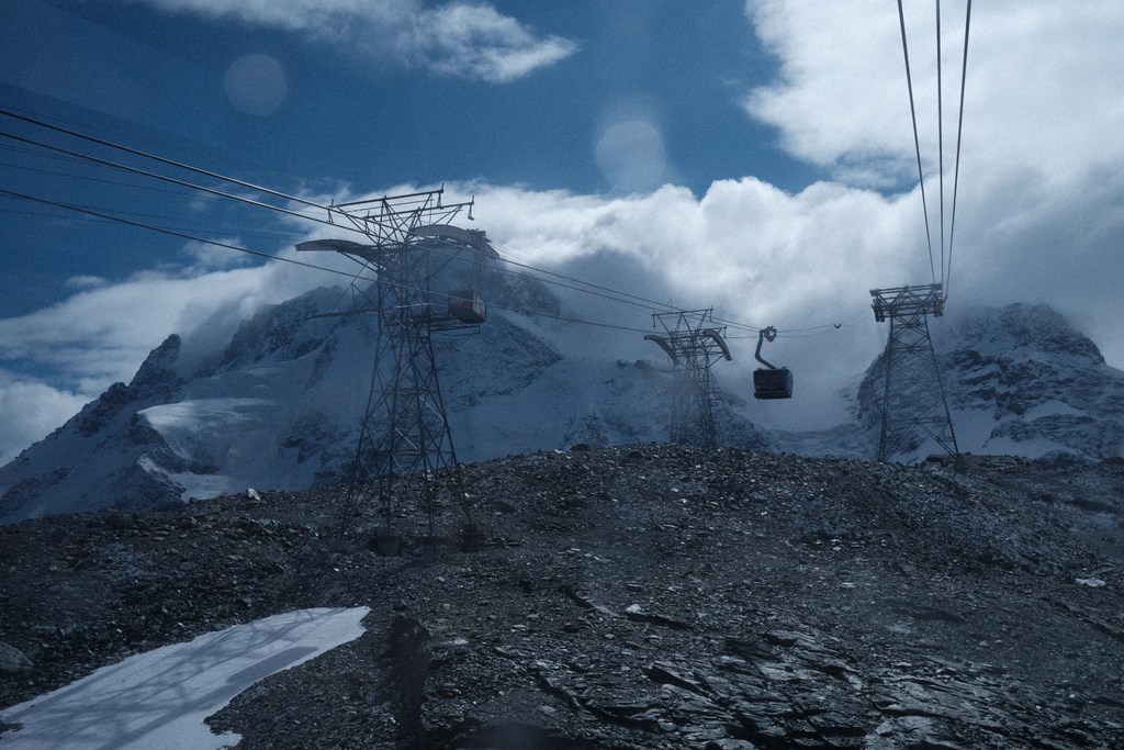 Trams running between Trockener Steg and Zermatt Glacier Paradise